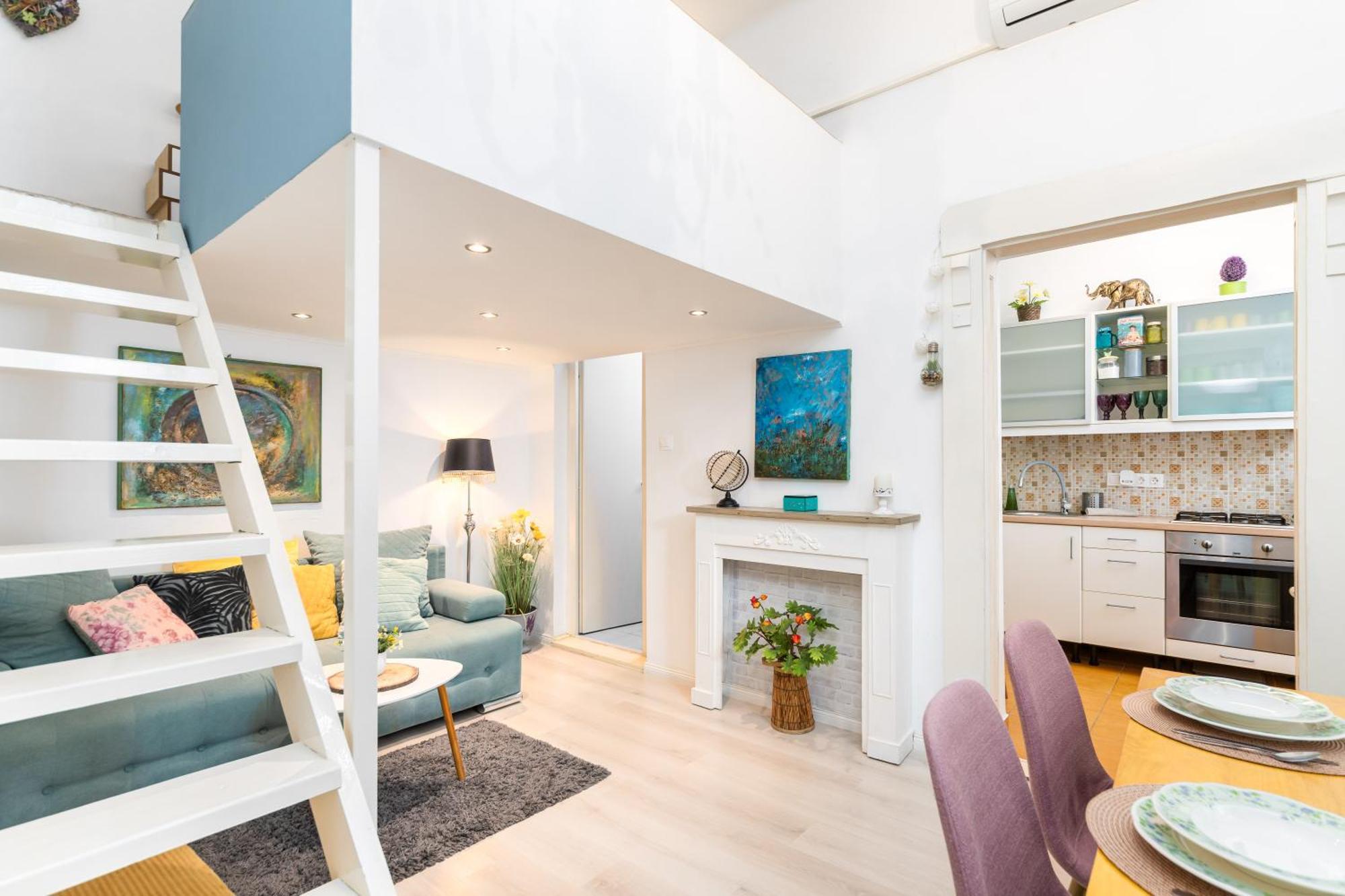 Apartment, In The Middle Of The Center, Quiet, Ac * Boedapest